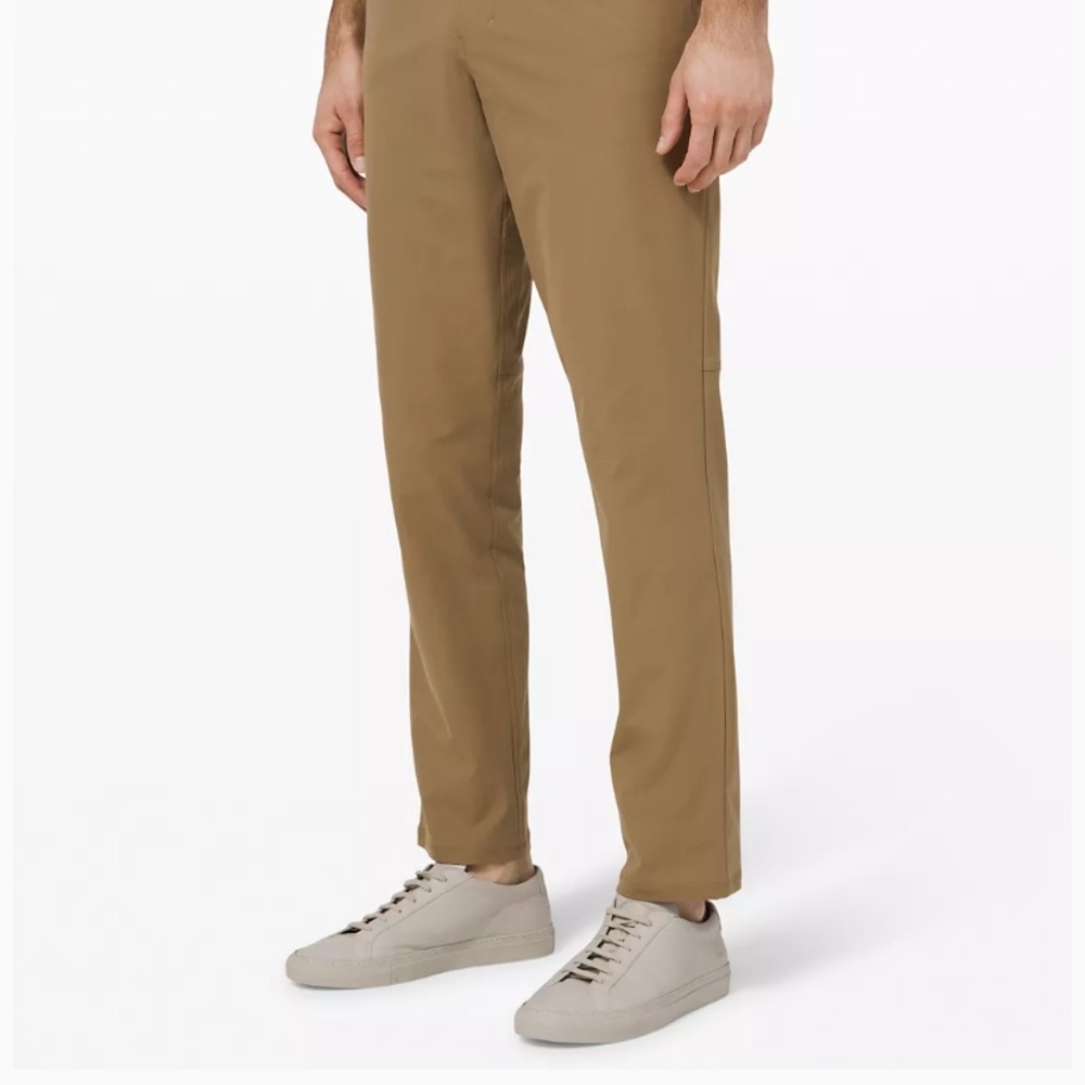 Lululemon men’s ABC slim-fit 5 pocket pant 34”L size 32. Khaki